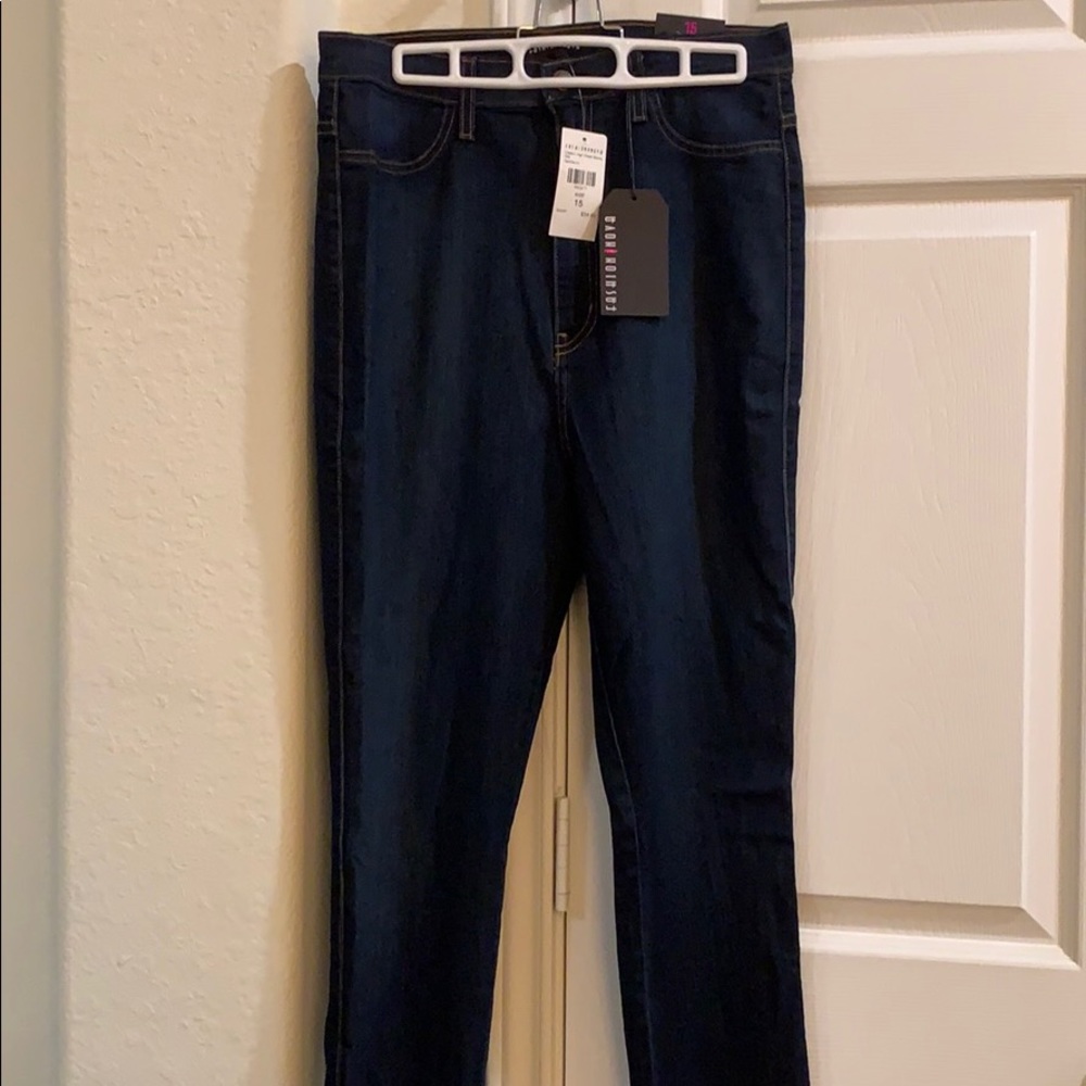Women’s fashion nova jeans